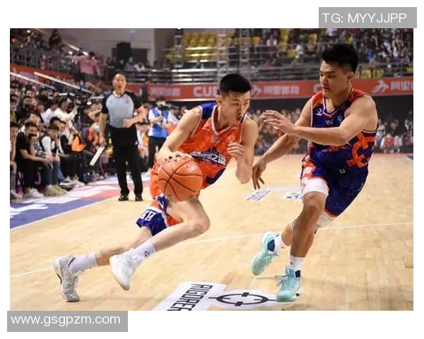 对话黄伟：回顾篮球生涯的辉煌与挑战与成长之路